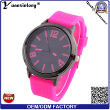 Yxl-161 Nouvelle Conception De Mode Silicone Montre Hommes Femmes Quartz Sport Casual Montres En Gros